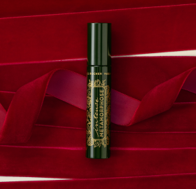 62878-mascara-intense-metamorphose-01noir-makeup-scatto-natale-2026-yves-rocher