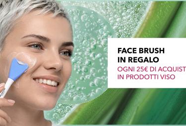 FACE BRUSH IN REGALO